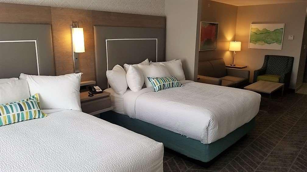 Best Western Plus Dartmouth Hotel & Suites Buitenkant foto