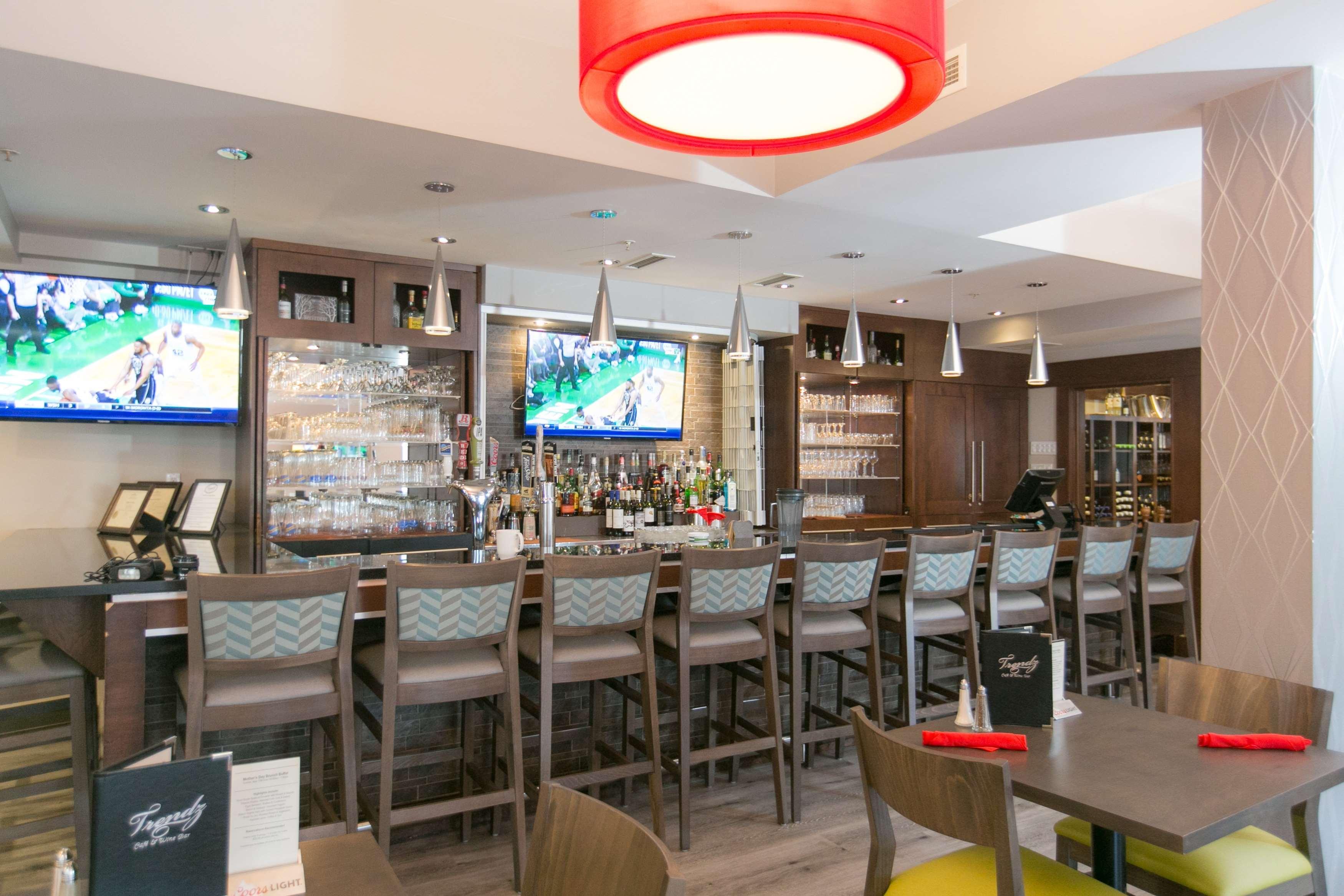 Best Western Plus Dartmouth Hotel & Suites Buitenkant foto