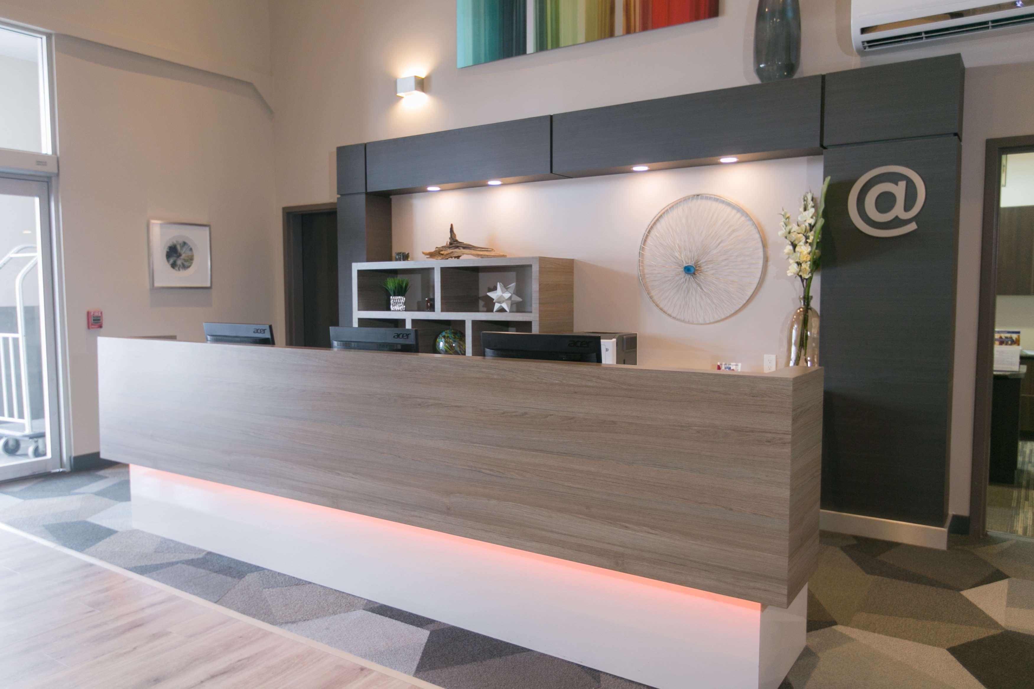 Best Western Plus Dartmouth Hotel & Suites Buitenkant foto